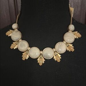 Elegant Gold and Cream Necklace